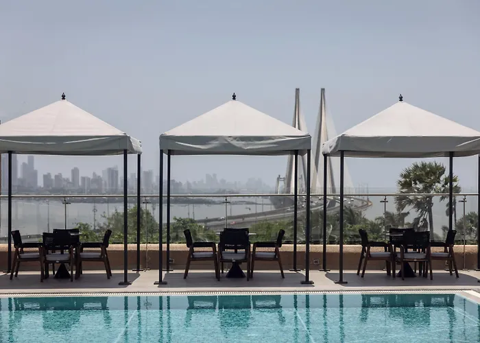 Taj Lands End